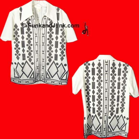 White with Light Black or Charcoal Harlequin Style Block and Diamond Pattern 1/4 Zipper front Short Sleeve Top