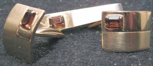 Pioneer curved Gold with Amber Stone Cufflink and Tie Bar set