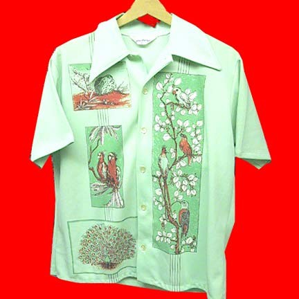 Gino Barroze Green with panels of birds and Peacock short sleeve shirt jak