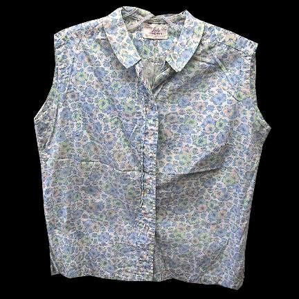 Penneys Lady Towncraft White Cotton with Blue Green and Peach Flowers Sleeveless Button Down