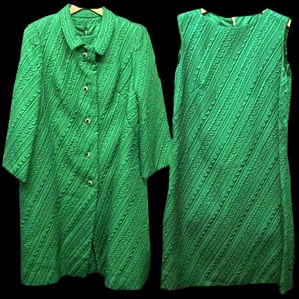 Bonwit Teller Shiny Sea Green with Wave Pattern Matching Sleeveless Dress and Coat Green Stone Center and Rhinestone Buttons