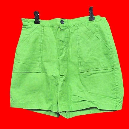 70' Green with Black stitched accent slant top pocket hot pants shorts