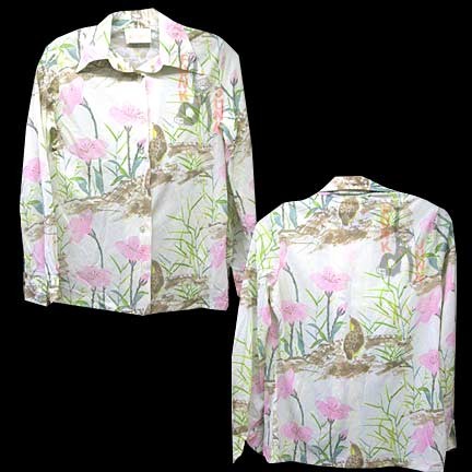 Jantzen White with Bird on Ground Next to Pink Flowers Long Sleeve Blouse
