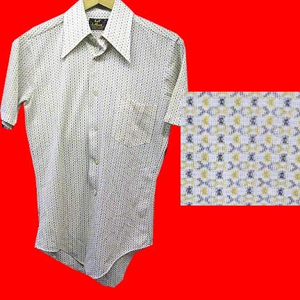 LeMans Knit White with Gold and Blue chain pattern short sleeve shirt.