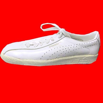 Puma White leather with Gold stamp "Hard Courts" sneakers